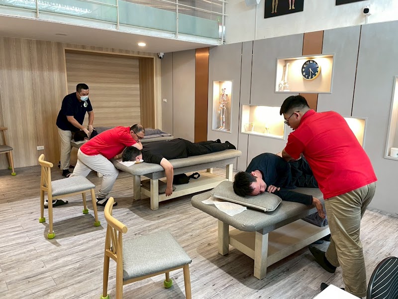 撥筋堂傳統整復推拿-市政店 - 店家實景照片 2 - 台中