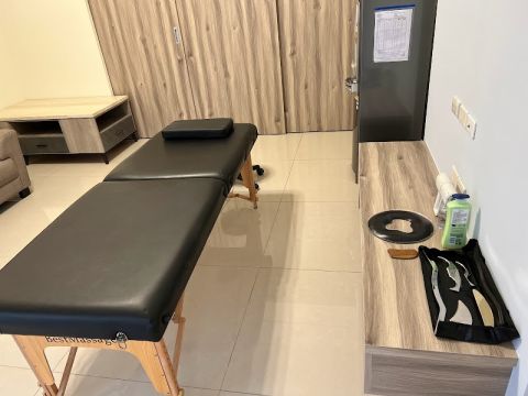 The One Sports Massage 封面照片